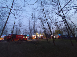 Nádfedeles lakóház tetőszerkezete égett Lajosmizsén_9