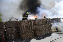 Hulladékfeldolgozó telepen keletkezett tűz