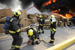 Hulladékfeldolgozó telepen keletkezett tűz