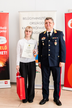 Alkotói pályázat országos eredményhirdetés